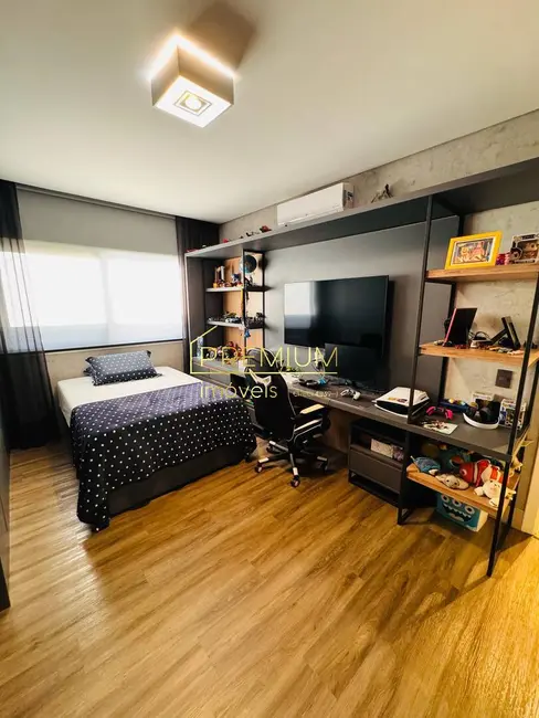 Foto 2 de Casa com 3 quartos à venda, 250m2 em Jundiai - SP