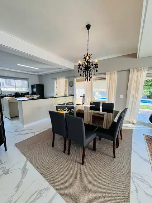 Foto 1 de Casa com 4 quartos à venda, 306m2 em Medeiros, Jundiai - SP