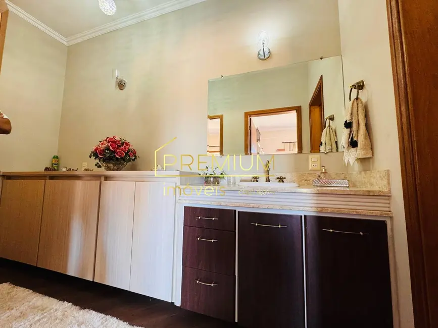 Casa com 3 quartos à venda, 349m2 em Jundiai - SP - imagem 5 Foto 5 de Casa com 3 quartos à venda, 349m2 em Jundiai - SP