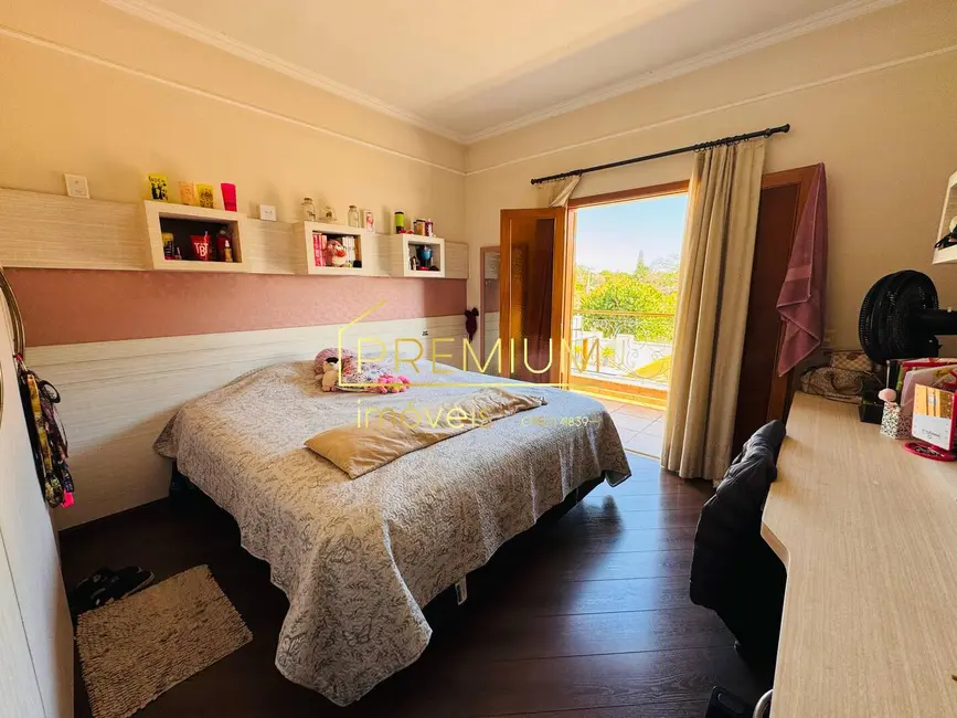 Casa com 3 quartos à venda, 349m2 em Jundiai - SP - imagem 8 Foto 8 de Casa com 3 quartos à venda, 349m2 em Jundiai - SP