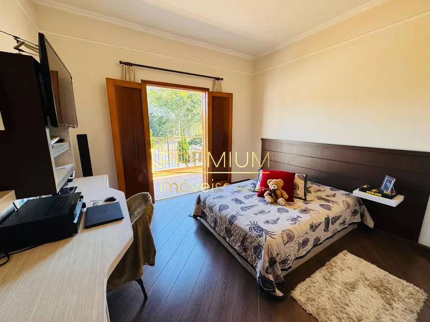 Casa com 3 quartos à venda, 349m2 em Jundiai - SP - imagem 4 Foto 4 de Casa com 3 quartos à venda, 349m2 em Jundiai - SP