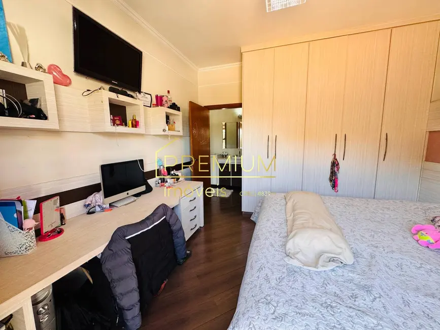 Casa com 3 quartos à venda, 349m2 em Jundiai - SP - imagem 6 Foto 6 de Casa com 3 quartos à venda, 349m2 em Jundiai - SP