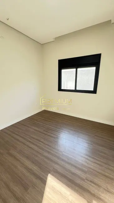 Foto 8 de Casa com 4 quartos à venda, 157m2 em Jundiai - SP
