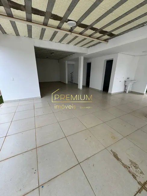 Foto 2 de Casa com 4 quartos para alugar, 317m2 em Medeiros, Jundiai - SP