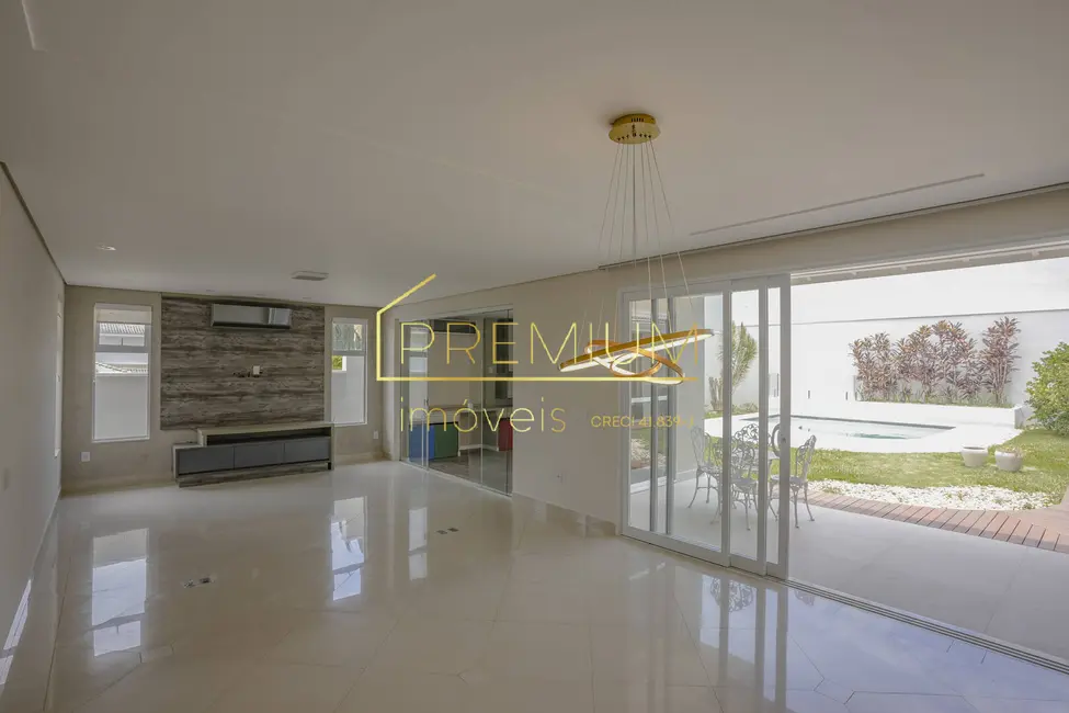 Foto 1 de Casa com 4 quartos à venda, 417m2 em Medeiros, Jundiai - SP