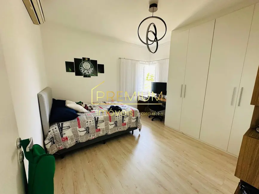 Foto 8 de Casa com 4 quartos à venda, 417m2 em Jundiai - SP