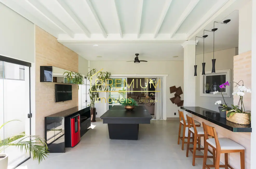 Foto 1 de Casa com 4 quartos à venda e para alugar, 352m2 em Jundiai - SP