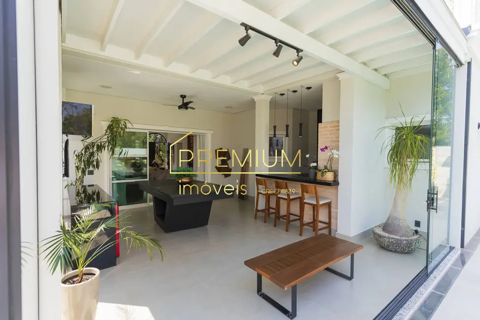 Foto 4 de Casa com 4 quartos à venda e para alugar, 352m2 em Jundiai - SP