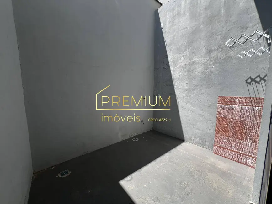 Foto 8 de Casa com 2 quartos para alugar, 40m2 em Recanto Quarto Centenário, Jundiai - SP