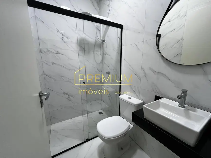 Foto 3 de Casa com 2 quartos para alugar, 40m2 em Recanto Quarto Centenário, Jundiai - SP