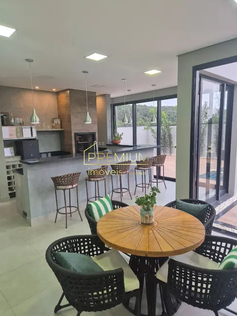 Foto 2 de Casa com 4 quartos à venda, 280m2 em Itupeva - SP