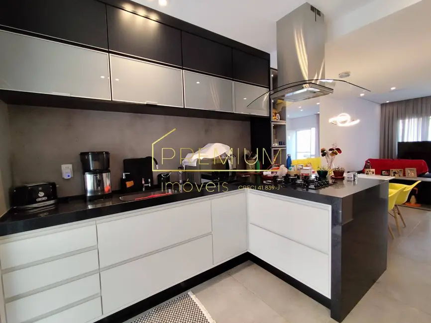 Foto 8 de Casa com 2 quartos à venda, 78m2 em Medeiros, Jundiai - SP