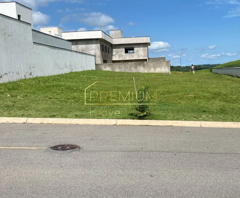 Foto 1 de Terreno / Lote à venda, 609m2 em Santa Cândida, Vinhedo - SP