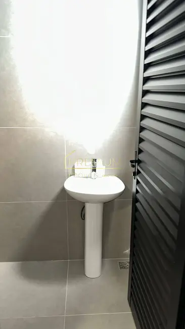 Foto 4 de Kitnet com 1 quarto para alugar, 16m2 em Jardim Trevo, Jundiai - SP