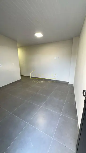 Foto 1 de Kitnet com 2 quartos para alugar, 30m2 em Retiro, Jundiai - SP