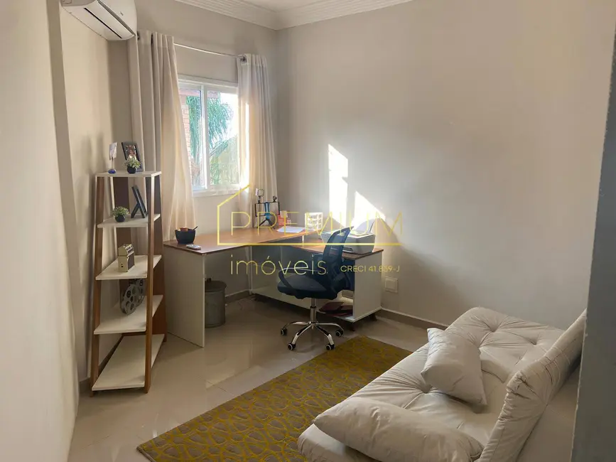 Casa com 3 quartos à venda, 241m2 em Condomínio Reserva da Serra, Jundiai - SP - imagem 4 Foto 4 de Casa com 3 quartos à venda, 241m2 em Condomínio Reserva da Serra, Jundiai - SP