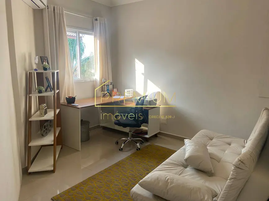 Casa com 3 quartos à venda, 241m2 em Condomínio Reserva da Serra, Jundiai - SP - imagem 5 Foto 5 de Casa com 3 quartos à venda, 241m2 em Condomínio Reserva da Serra, Jundiai - SP