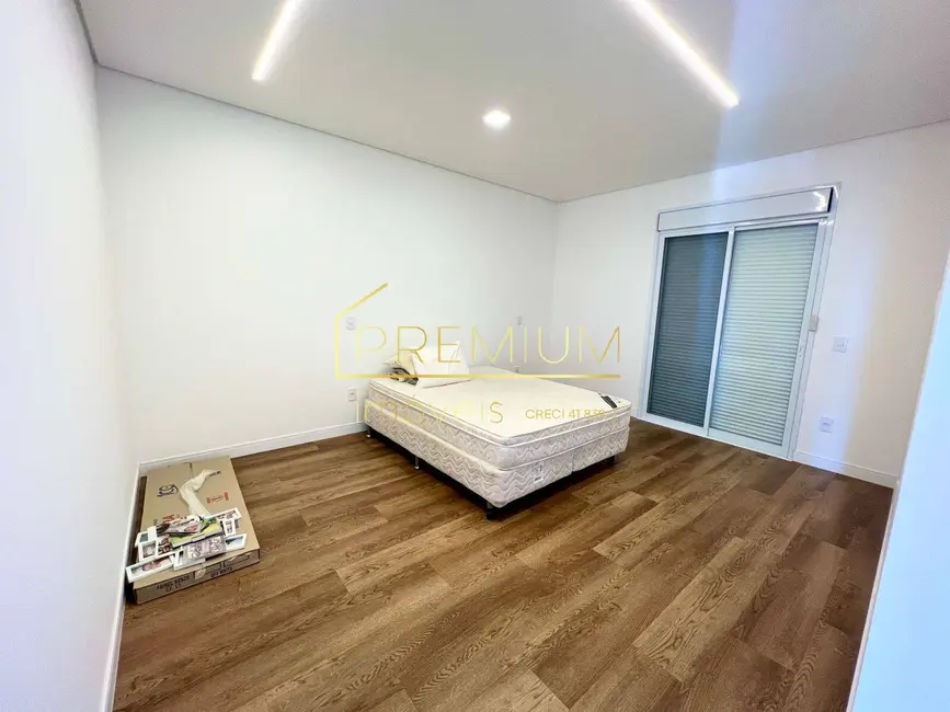 Casa com 4 quartos à venda, 270m2 em Condomínio Reserva da Serra, Jundiai - SP - imagem 9 Foto 9 de Casa com 4 quartos à venda, 270m2 em Condomínio Reserva da Serra, Jundiai - SP