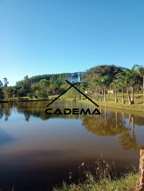 Foto 1 de Sítio / Rancho com 8 quartos à venda, 30070m2 em Monte Siao - MG