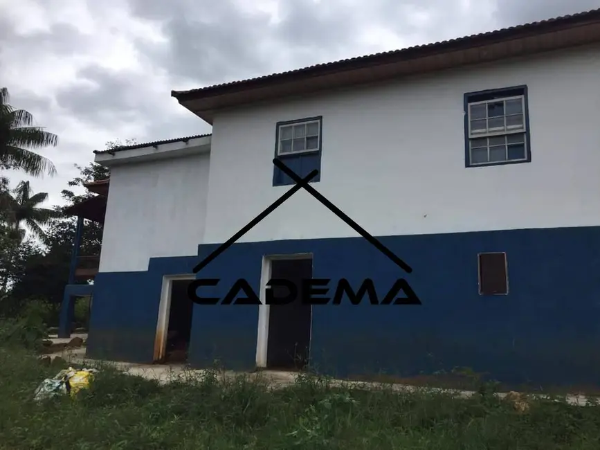 Foto 1 de Chácara com 5 quartos à venda, 3000m2 em Congonhal - MG