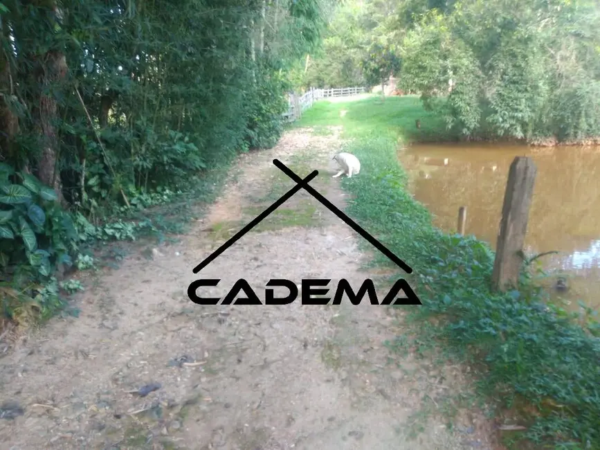 Sítio / Rancho com 3 quartos à venda em Borda Da Mata - MG - imagem 9 Foto 9 de Sítio / Rancho com 3 quartos à venda em Borda Da Mata - MG