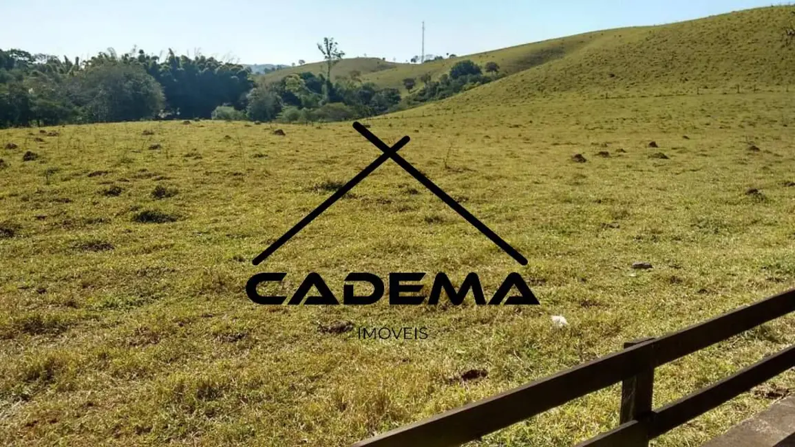 Foto 6 de Sítio / Rancho com 3 quartos à venda, 20m2 em Lindoia - SP