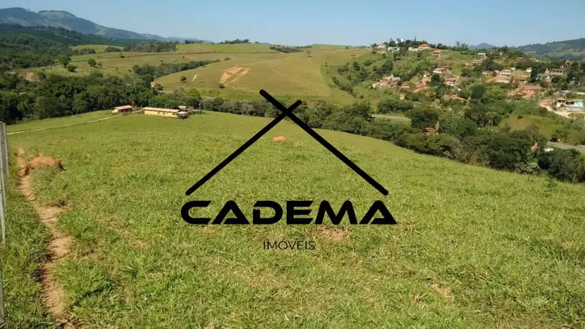 Foto 4 de Sítio / Rancho com 3 quartos à venda, 20m2 em Lindoia - SP