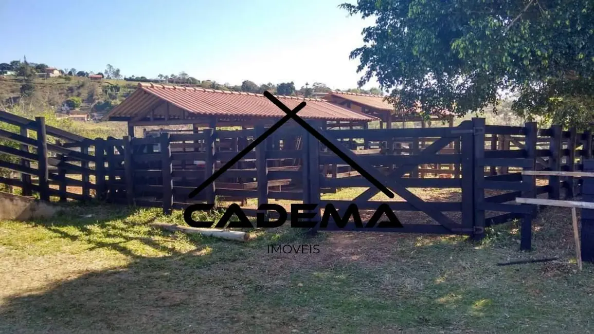 Foto 5 de Sítio / Rancho com 3 quartos à venda, 20m2 em Lindoia - SP