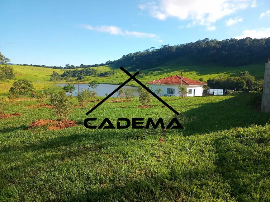 Foto 7 de Sítio / Rancho com 4 quartos à venda, 30m2 em Monte Siao - MG