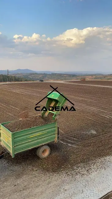 Foto 3 de Fazenda / Haras com 3 quartos à venda, 168m2 em Guaxupe - MG