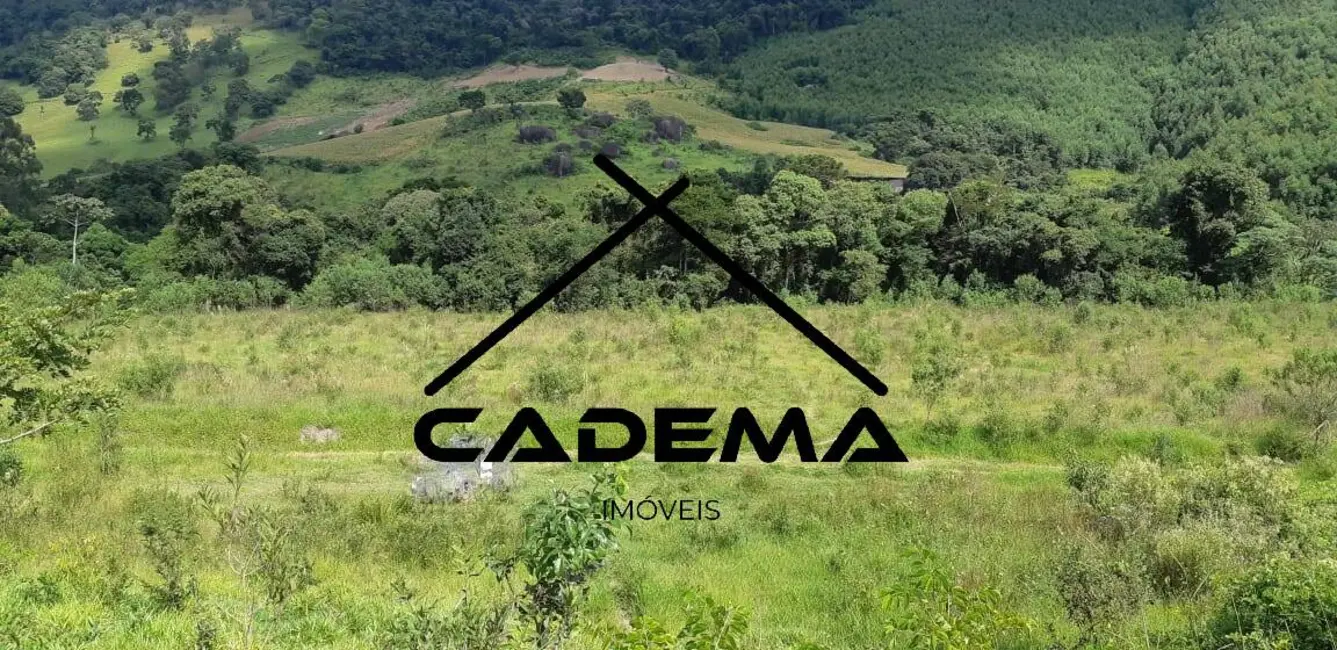 Sítio / Rancho à venda, 20m2 em Pedra Bela - SP - imagem 6 Foto 6 de Sítio / Rancho à venda, 20m2 em Pedra Bela - SP