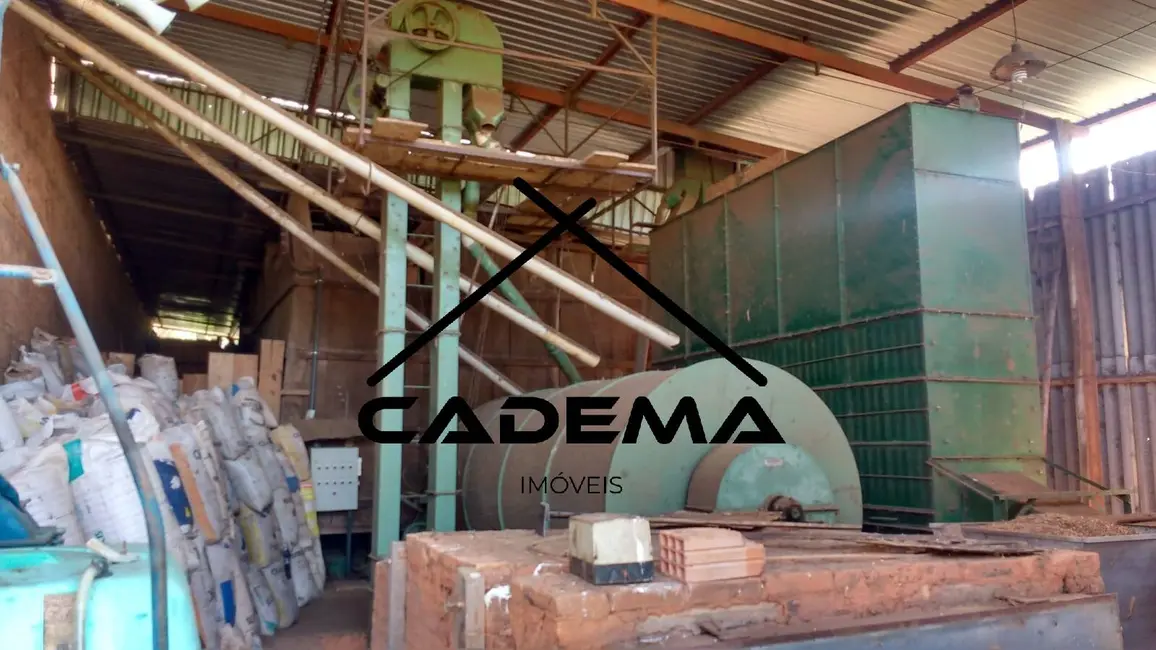 Foto 3 de Fazenda / Haras com 5 quartos à venda, 60m2 em Monte Siao - MG