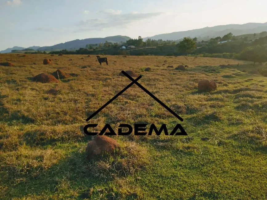 Foto 1 de Sítio / Rancho à venda, 12m2 em Socorro - SP