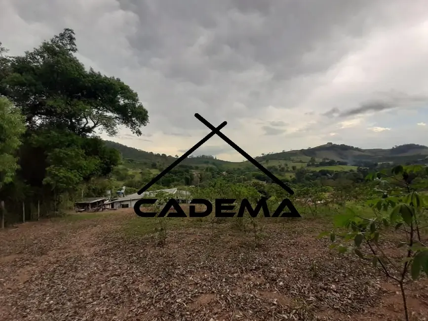 Chácara com 4 quartos à venda, 16000m2 em Monte Siao - MG - imagem 3 Foto 3 de Chácara com 4 quartos à venda, 16000m2 em Monte Siao - MG