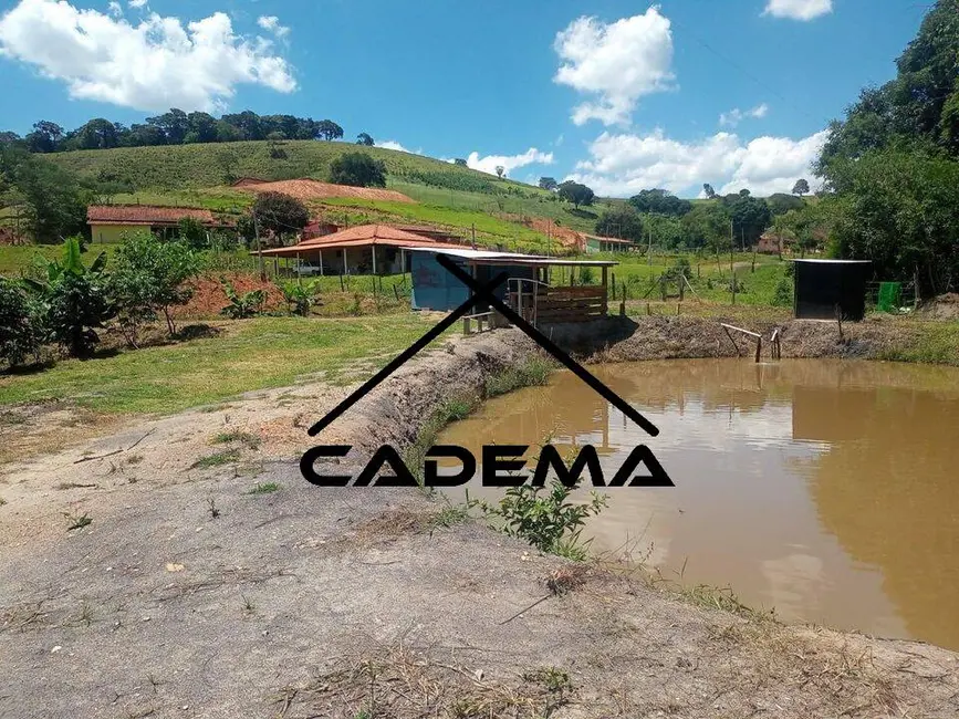 Chácara à venda, 2500m2 em Monte Siao - MG - imagem 8 Foto 8 de Chácara à venda, 2500m2 em Monte Siao - MG