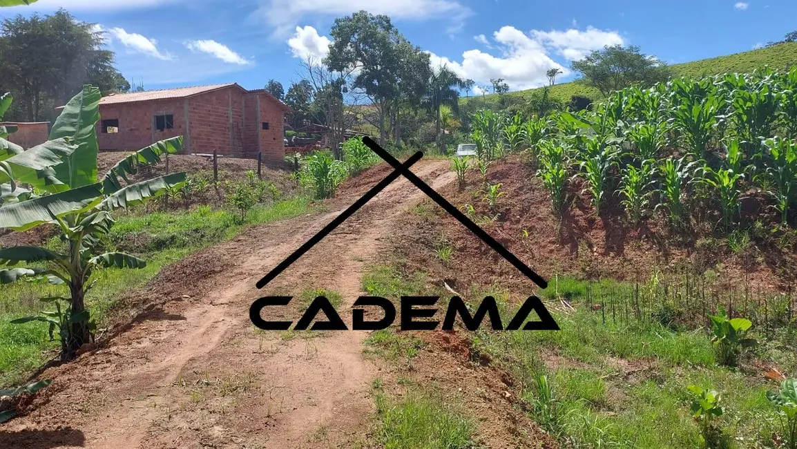 Chácara à venda, 2500m2 em Monte Siao - MG - imagem 3 Foto 3 de Chácara à venda, 2500m2 em Monte Siao - MG