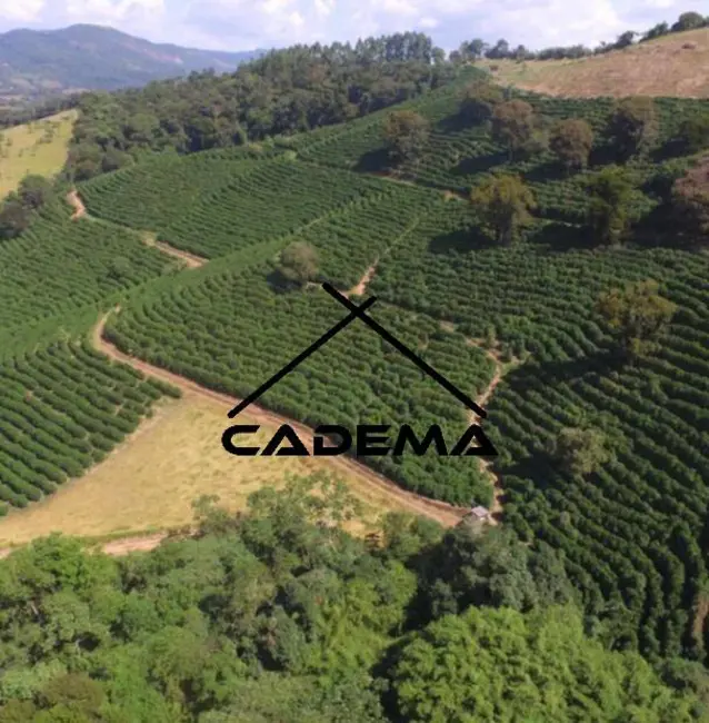 Foto 4 de Sítio / Rancho com 6 quartos à venda, 101m2 em Campanha - MG