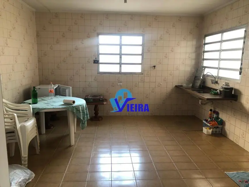 Foto 8 de Sobrado com 3 quartos à venda, 252m2 em Vila Santa Clara, São Paulo - SP