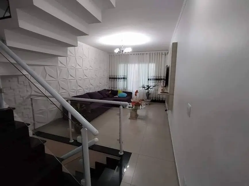 Foto 5 de Sobrado com 3 quartos à venda, 111m2 em Jardim Guairaca, São Paulo - SP