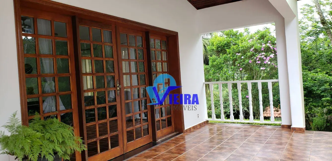 Foto 4 de Chácara com 3 quartos à venda, 2434m2 em Jardim São Jorge, Aruja - SP