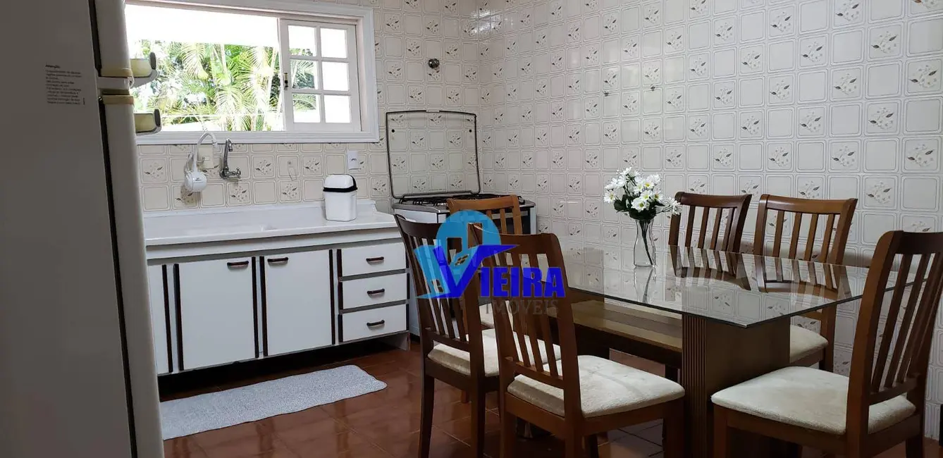 Foto 8 de Chácara com 3 quartos à venda, 2434m2 em Jardim São Jorge, Aruja - SP