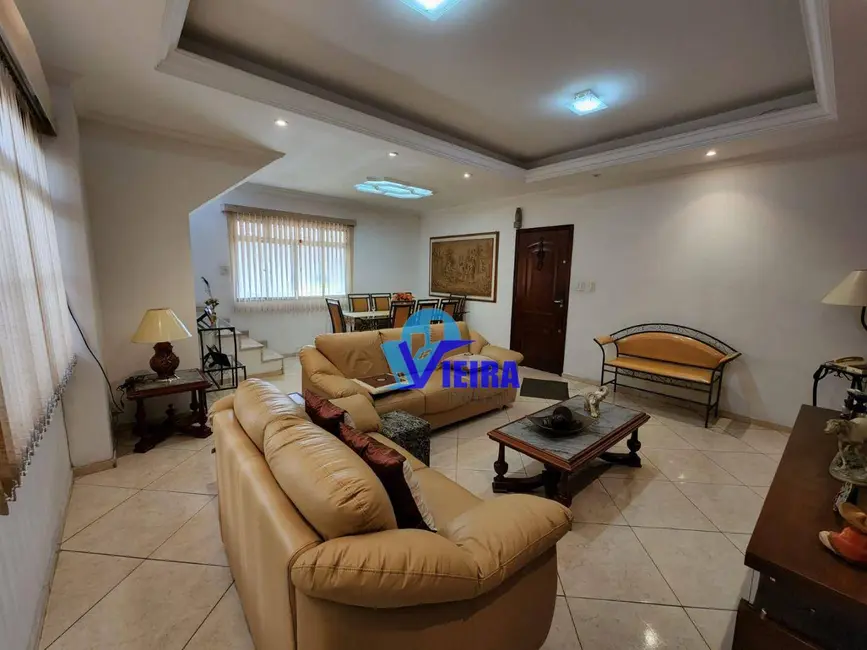 Foto 7 de Casa com 4 quartos à venda, 250m2 em Jardim Piqueroby, São Paulo - SP