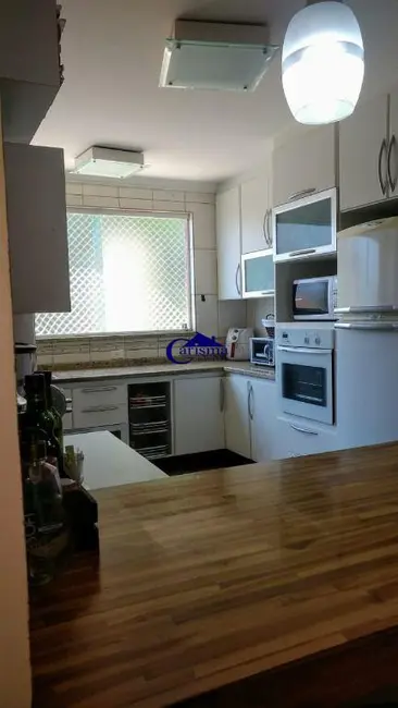 Foto 5 de Sobrado com 3 quartos para alugar, 276m2 em Vila Valparaíso, Santo Andre - SP