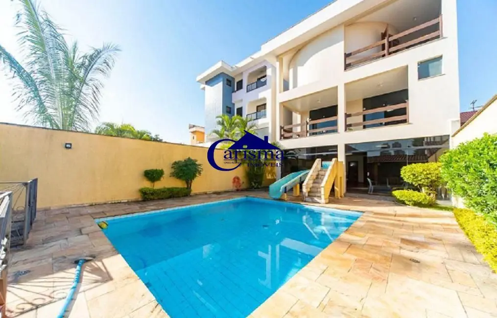 Foto 1 de Sobrado com 4 quartos para alugar, 568m2 em Campestre, Santo Andre - SP