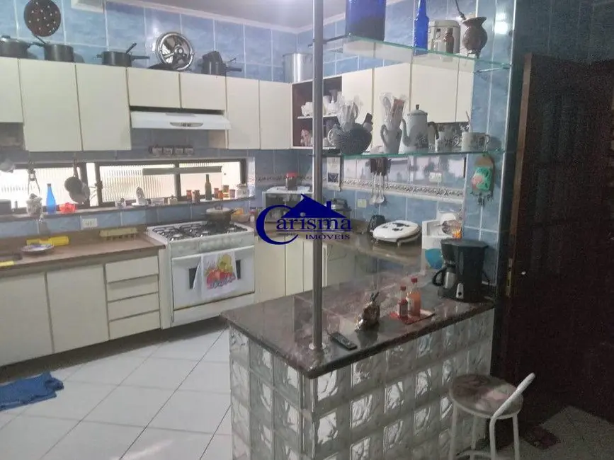 Foto 6 de Sobrado com 3 quartos para alugar, 249m2 em Jardim, Santo Andre - SP