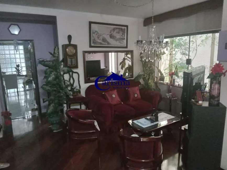 Foto 3 de Sobrado com 3 quartos para alugar, 249m2 em Jardim, Santo Andre - SP