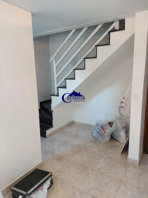 Cobertura com 2 quartos para alugar, 88m2 em Vila Camilópolis, Santo Andre - SP - imagem 3 Foto 3 de Cobertura com 2 quartos para alugar, 88m2 em Vila Camilópolis, Santo Andre - SP