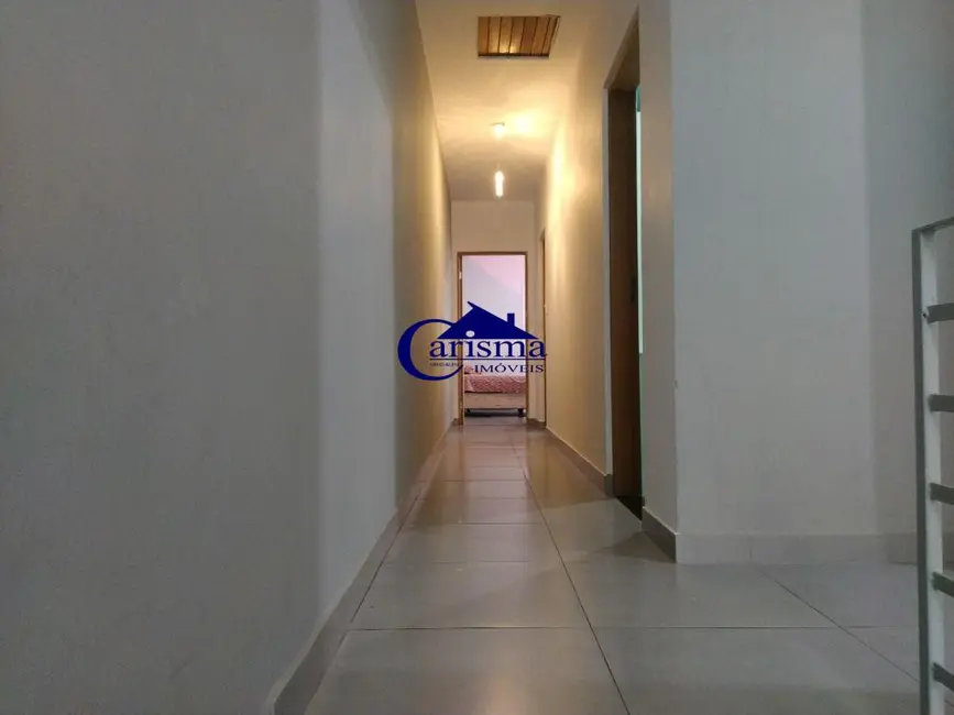 Foto 7 de Sobrado com 4 quartos para alugar, 289m2 em Parque Jaçatuba, Santo Andre - SP