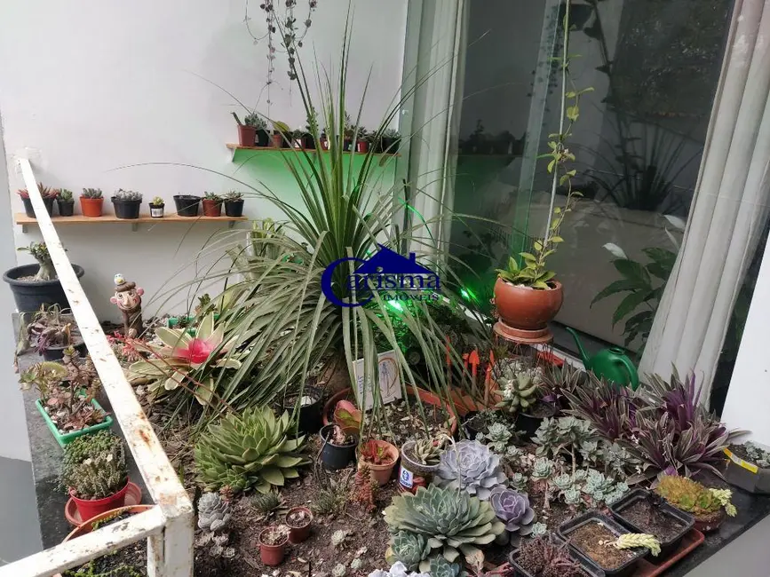 Foto 4 de Sobrado com 4 quartos para alugar, 289m2 em Parque Jaçatuba, Santo Andre - SP