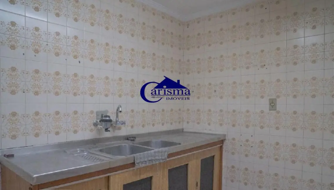 Foto 8 de Sobrado com 3 quartos para alugar, 260m2 em Vila Scarpelli, Santo Andre - SP